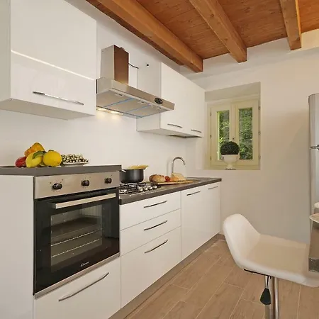 Tenuta La Pineta Salò