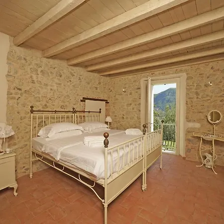 Tenuta La Pineta Villa *